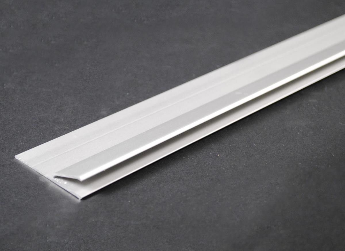 Raceway Divider Fitting With Accessories; Extruded Aluminum