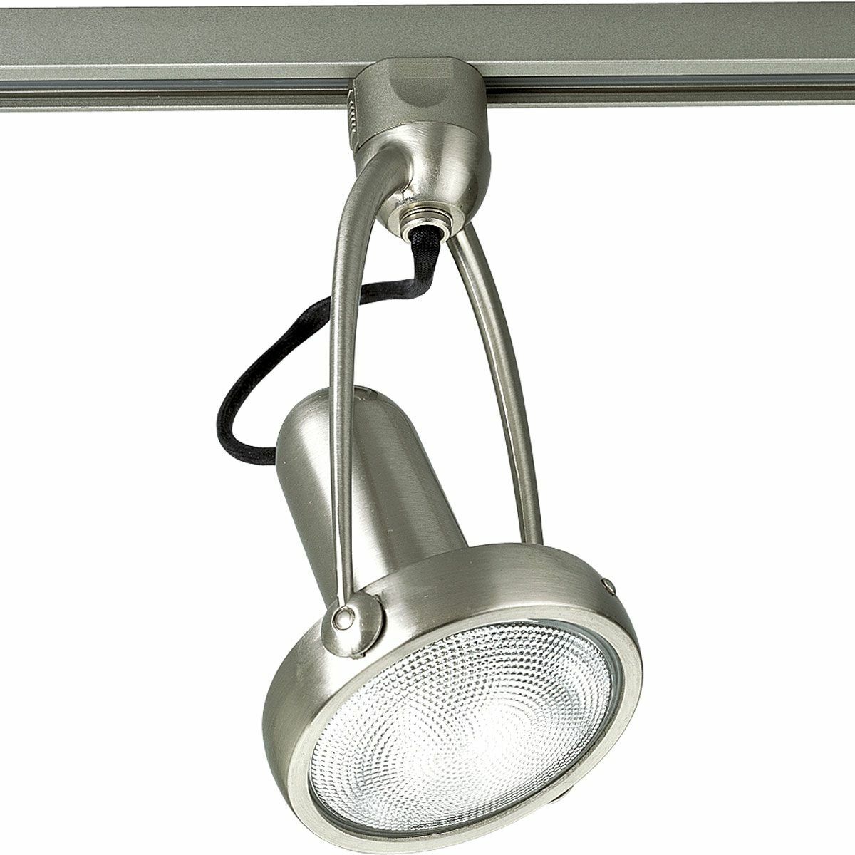 Die-cast gimbal track head in Brushed Nickel. 4-5/8 in diameter track head for use with Alpha Trak. Heads can be easily repositioned on the track to provide lighting in different areas of the room. Uses one PAR 20.