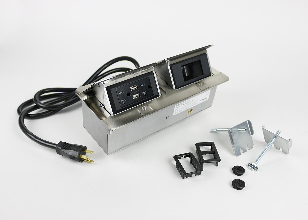 DUAL STAINLESS 20A TR DUPLEX W/USB