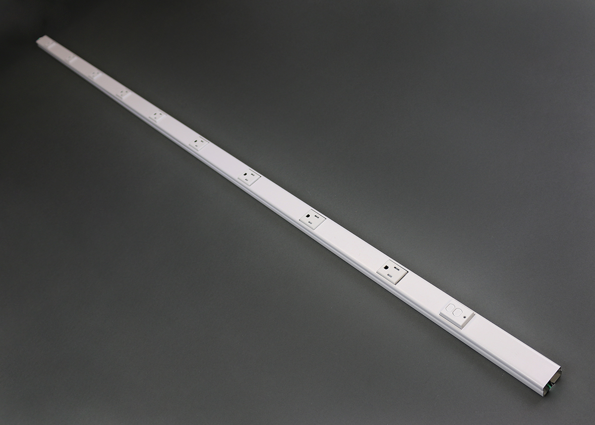 GFCI PLUGMOLD 6FT IVORY