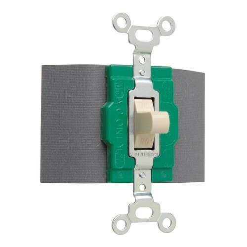 DoublePole, Double Throw Manual Control Switch, 30 amps, 120/277 volts, Ivory.