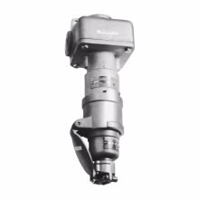 Eaton Crouse-Hinds series Arktite CES receptacle, 7A/30A, Through feed, 2-wire, 3-pole, Brass or copper contacts, Style 2, 0.5 HP/1.5 HP, Copper-free alum, Single-phase, Spring door, 3/4", Delay action circuit break, 120-240/480 Vac