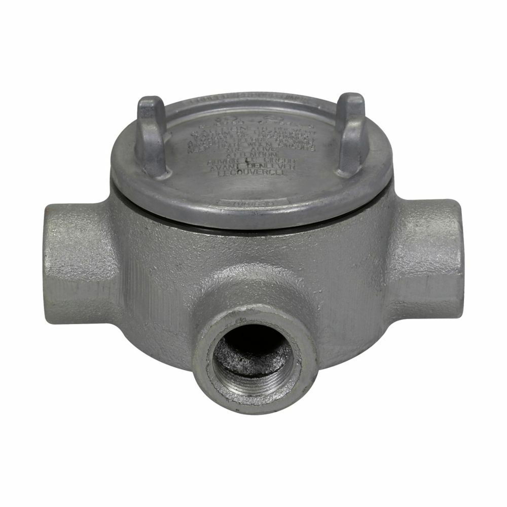 Eaton Crouse-Hinds series Condulet GUA conduit outlet box with cover, 3" cover opening diameter, Copper-free aluminum, W shape, 3/4"