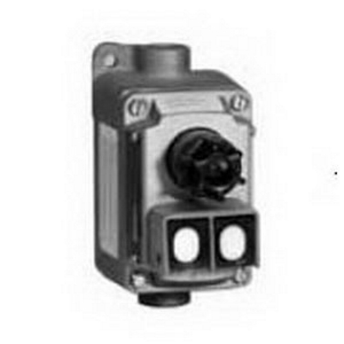 Single Gang Push Button and Pilot Light Control Station; 600 Volt AC