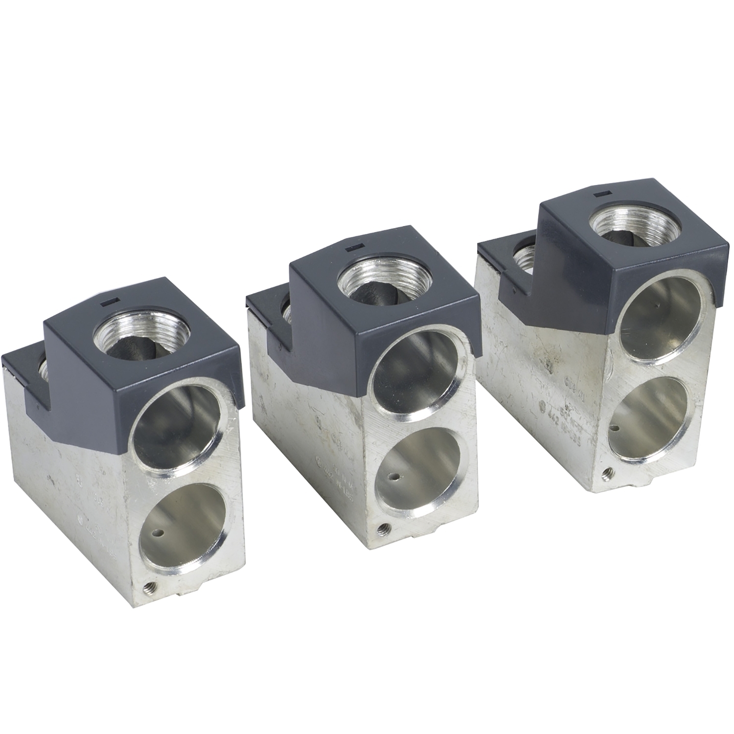 Circuit breaker accessory, PowerPacT L, lug kit, mechanical, 400A to 600A, 3 pole,  aluminum, qty 3