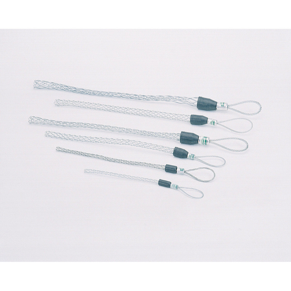Junior Grip Kit.  Diameter Range .25" - 1.24" (6.4mm - 31.5mm).  Handy set gives you the size range you need.  Have the correct grip on the job and save time.