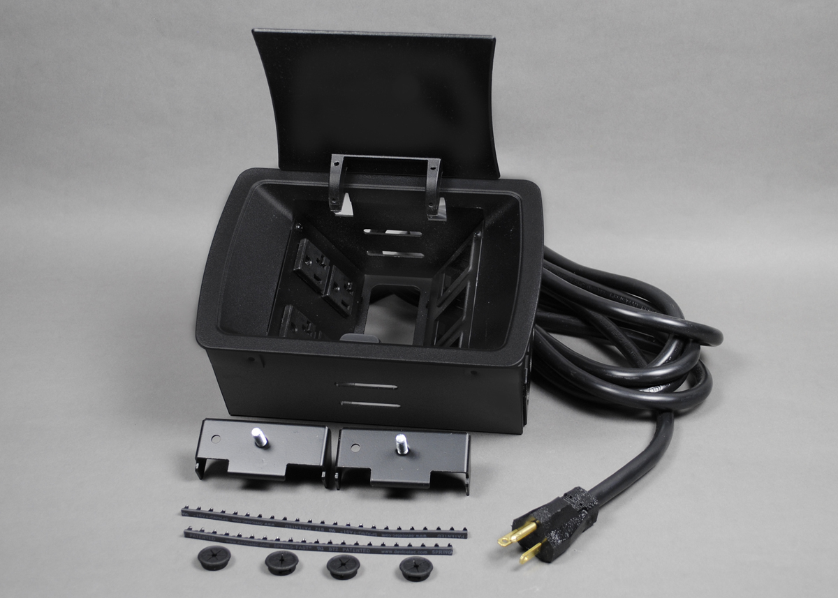 deQuorum; Cord Ended Unit; 20 Amp, Black Cover
