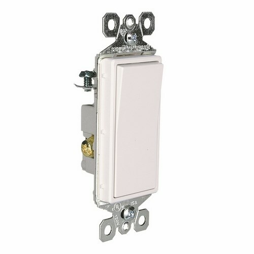 Decorator Switch, three way, grounding, in white. It has a designer-style satin-finish rocker with a smooth, quiet paddle action. It is made with high-impact resistant thermoplastic construction. 15Amp 120/277V.