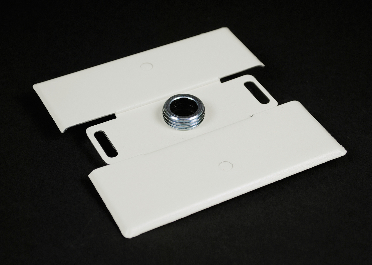  Plugmold Flush Plate Adaptor