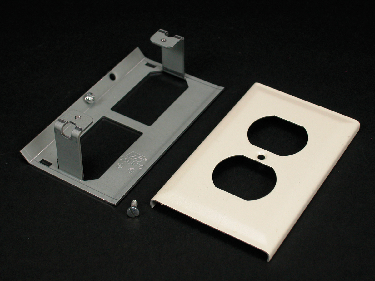 WiremoldDPLX Receptacle PLATE