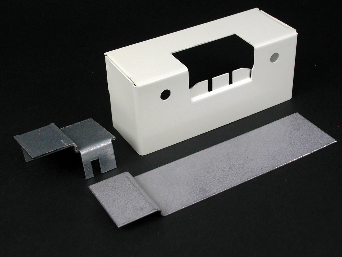 Reducing Connector Fitting; 4-3/4 Inch Length x 2 Inch Width x 1-5/8 Inch Height, Steel, Ivory
