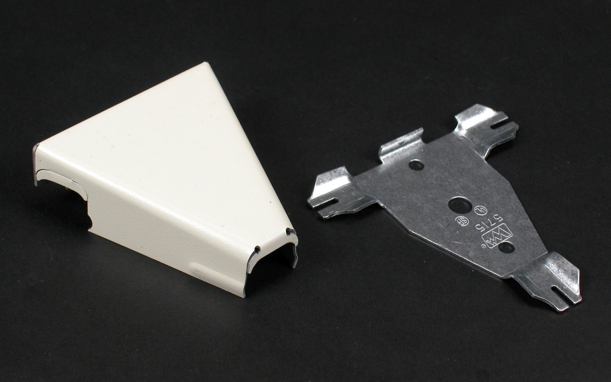 Steel Tee Fitting; 3 3/4 In, Ivory