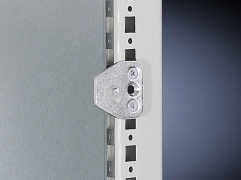 Mounting plate attachment
