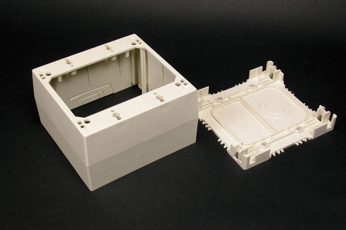 Wiremold_2344-WH.jpg