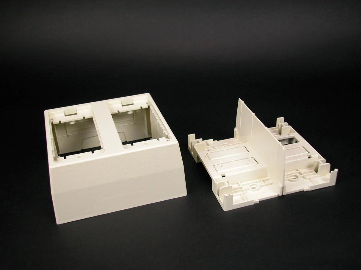 Wiremold_2344-2-WH_1.jpg