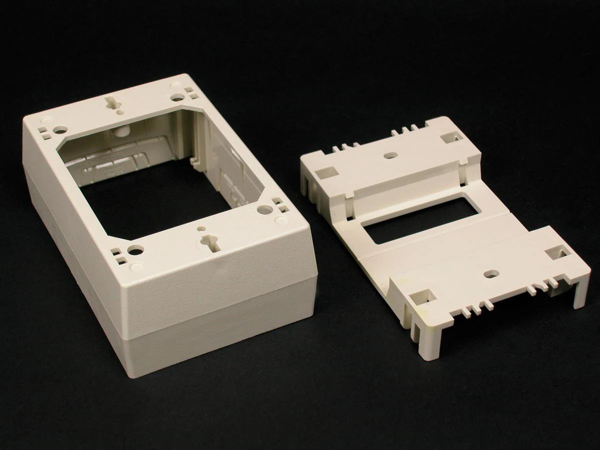 Wiremold_2348D.jpg