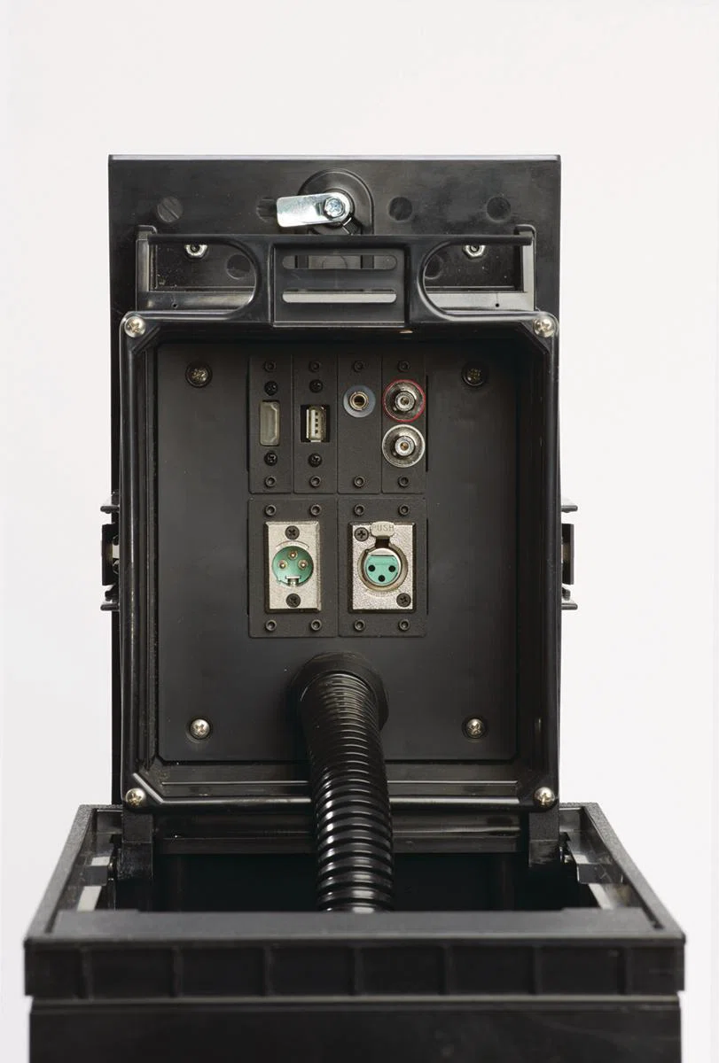 Wiremold_XB814CLVBN.jpg