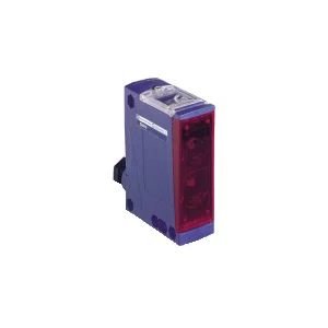 SquareD_XUX0AKSAT16T.jpg